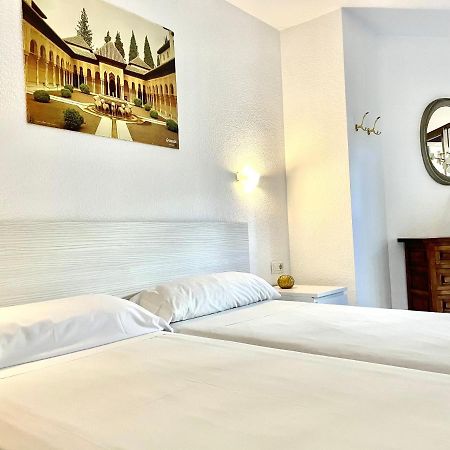 Apartamentos En Alquiler Chinasol Almuñécar エクステリア 写真