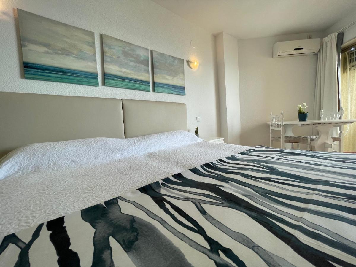 Apartamentos En Alquiler Chinasol Almuñécar エクステリア 写真