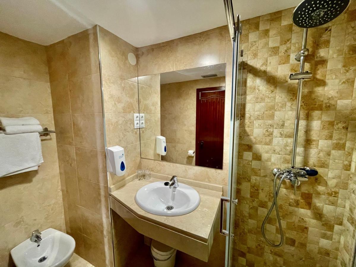 Apartamentos En Alquiler Chinasol Almuñécar エクステリア 写真