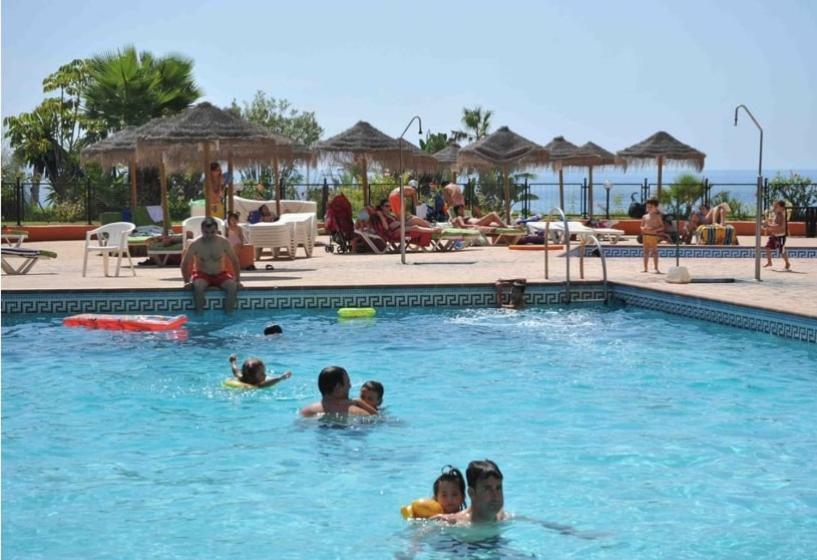 Apartamentos En Alquiler Chinasol Almuñécar エクステリア 写真